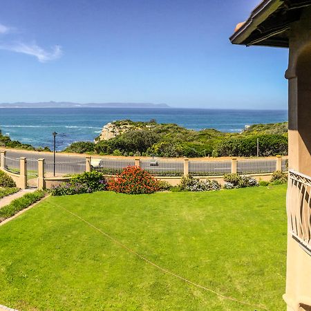 On The Cliff Guest House Hermanus Dış mekan fotoğraf