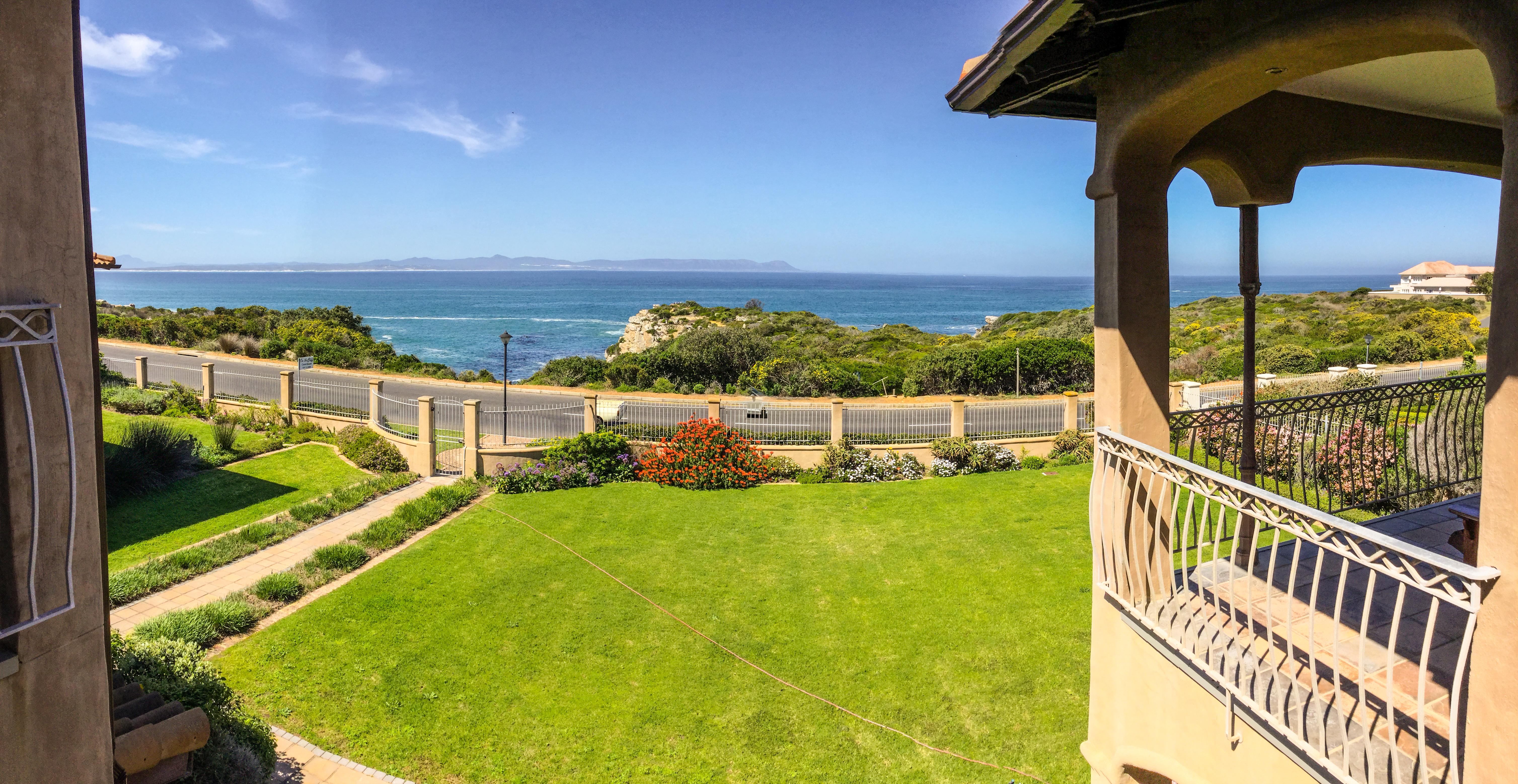 On The Cliff Guest House Hermanus Dış mekan fotoğraf