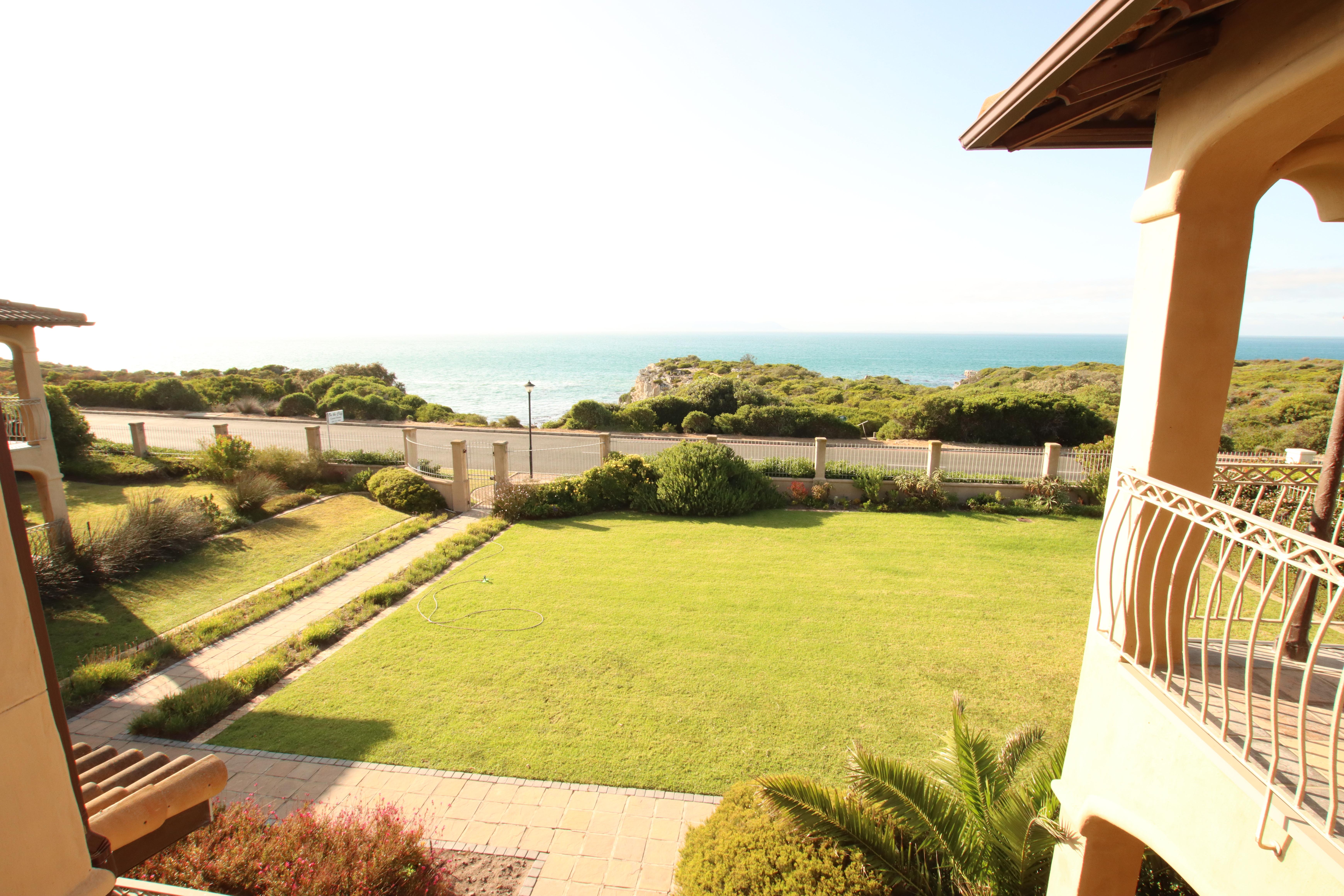 On The Cliff Guest House Hermanus Dış mekan fotoğraf